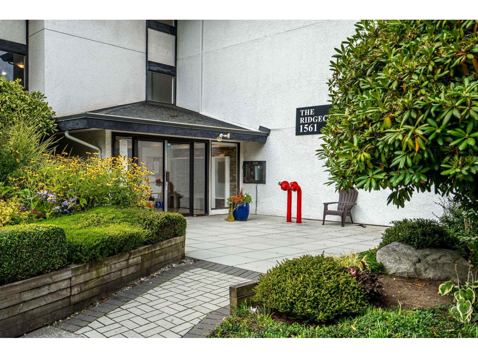 309 1561 Vidal Street, White Rock, British Columbia  V4B 5A7 - Photo 3 - R3054546