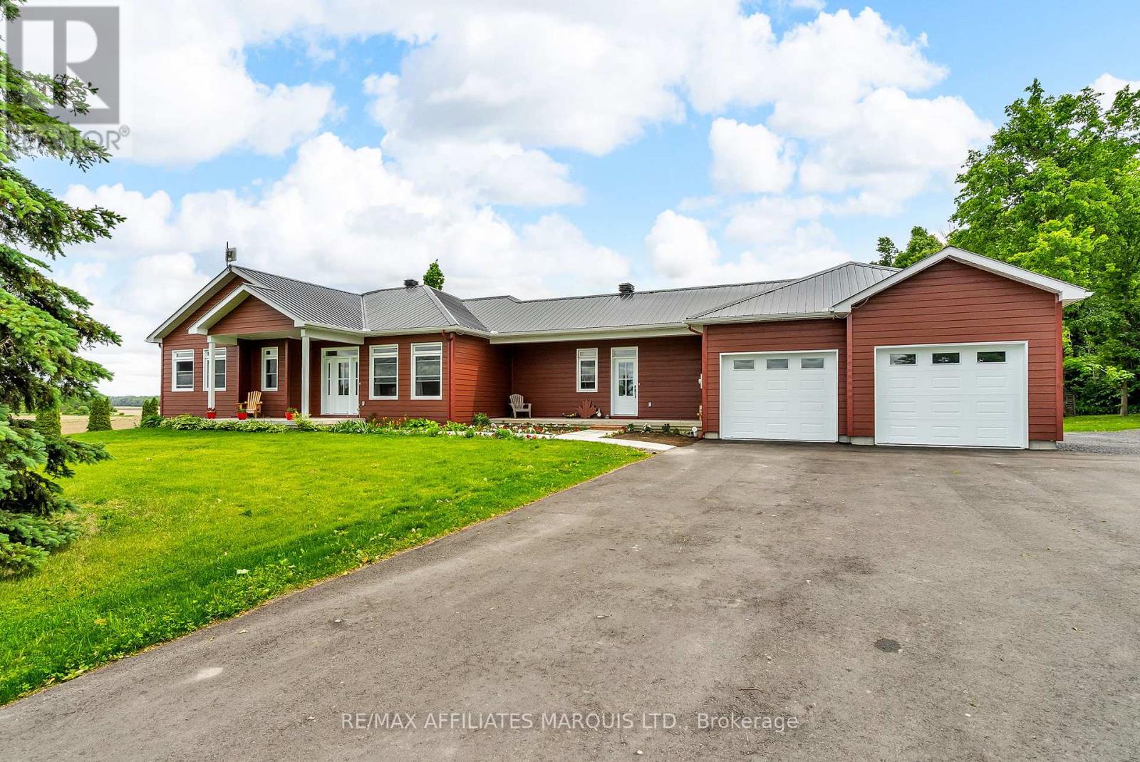 21038 Mccormick Road, North Glengarry, Ontario  K0C 1A0 - Photo 3 - X12441111