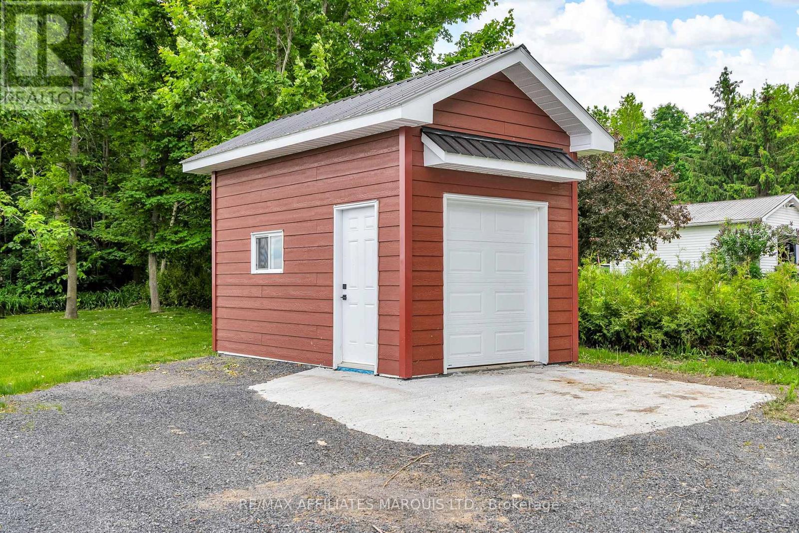 21038 Mccormick Road, North Glengarry, Ontario  K0C 1A0 - Photo 38 - X12441111