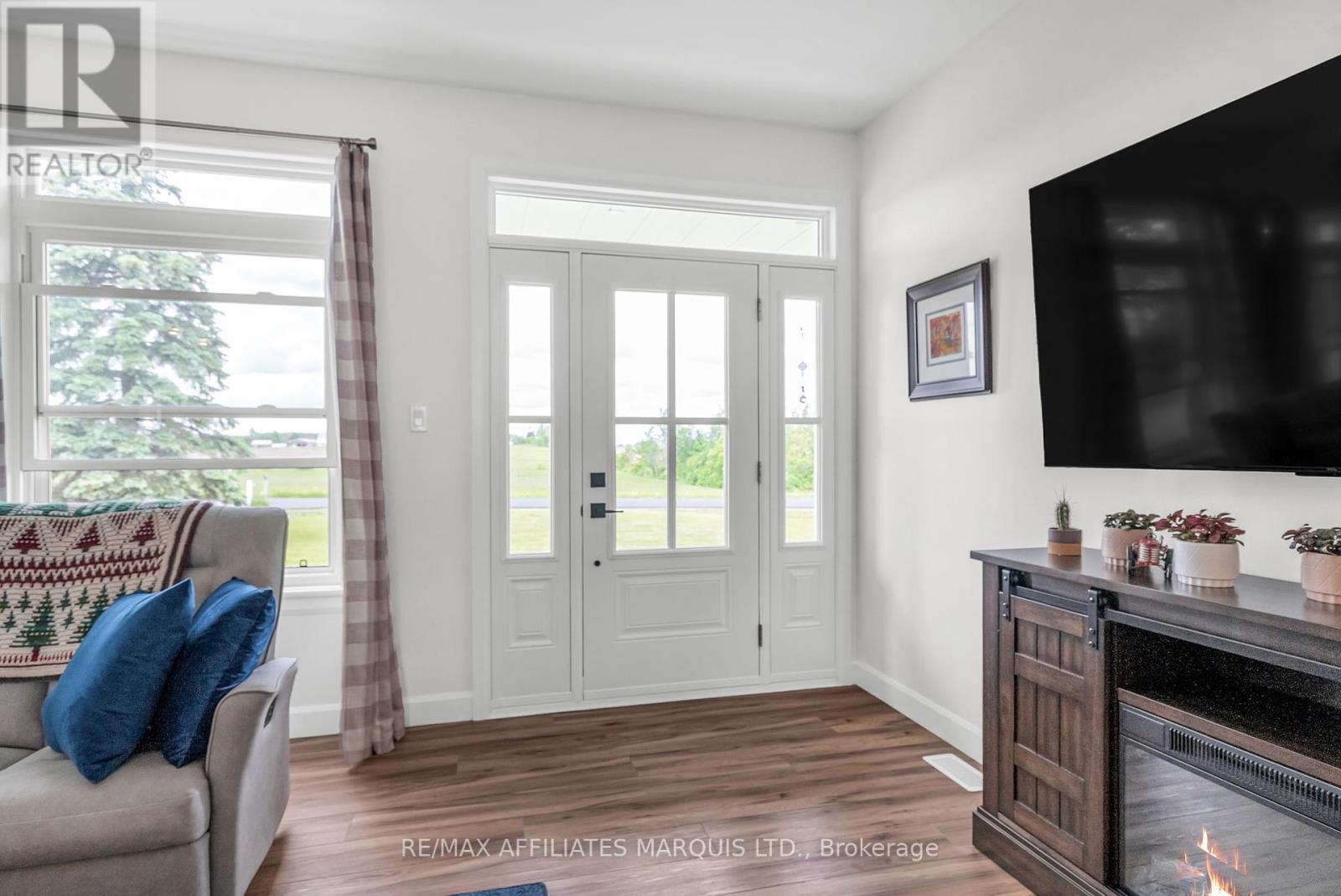 21038 Mccormick Road, North Glengarry, Ontario  K0C 1A0 - Photo 4 - X12441111