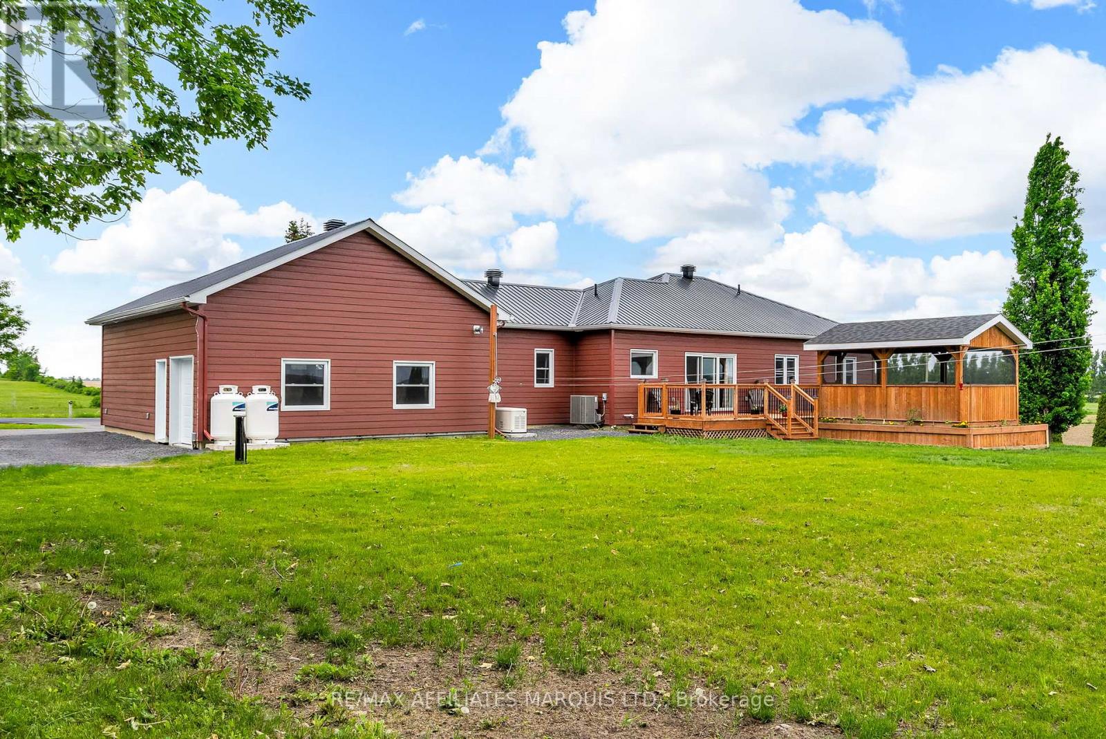 21038 Mccormick Road, North Glengarry, Ontario  K0C 1A0 - Photo 41 - X12441111