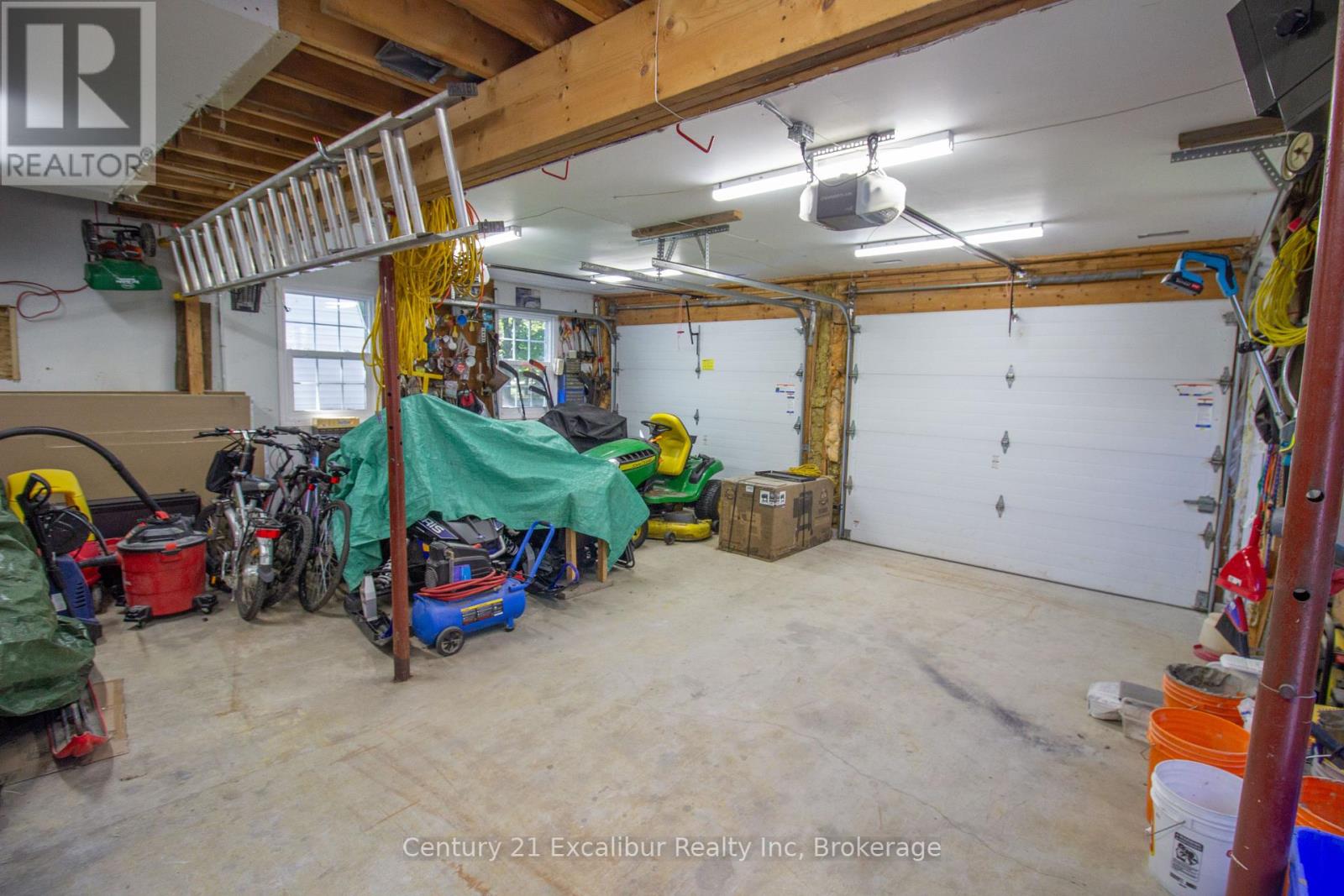 8583 Sdrd 15, Centre Wellington, Ontario  N0B 1J0 - Photo 31 - X12440476