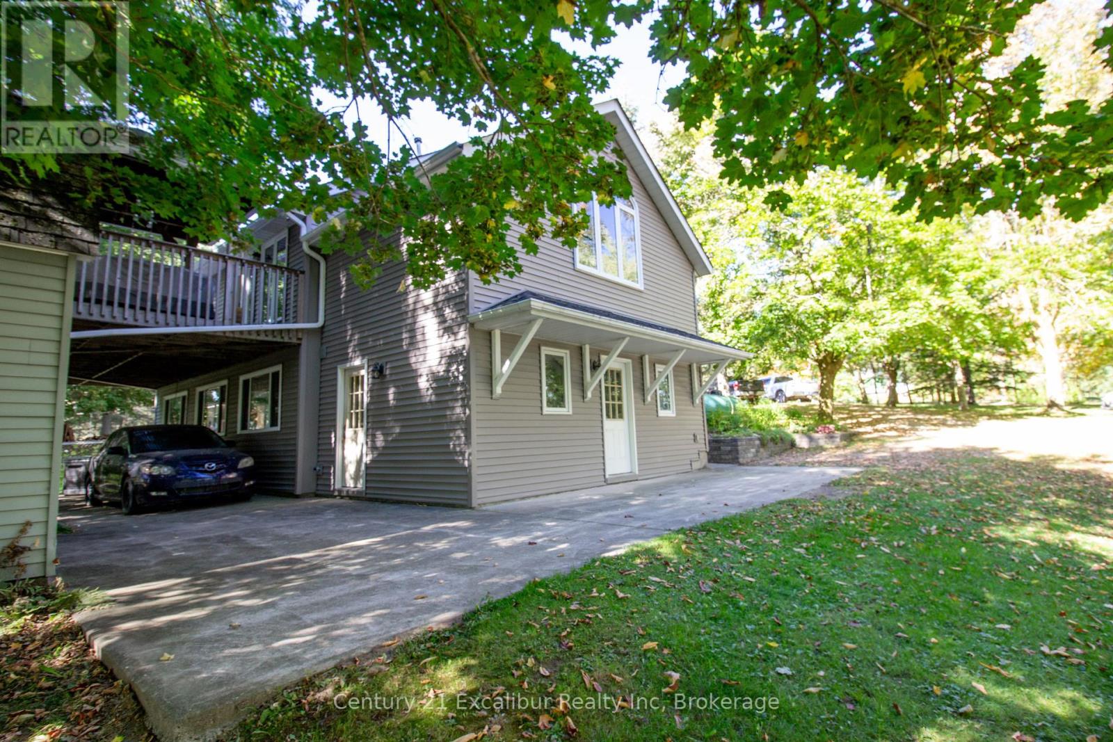 8583 Sdrd 15, Centre Wellington, Ontario  N0B 1J0 - Photo 26 - X12440476