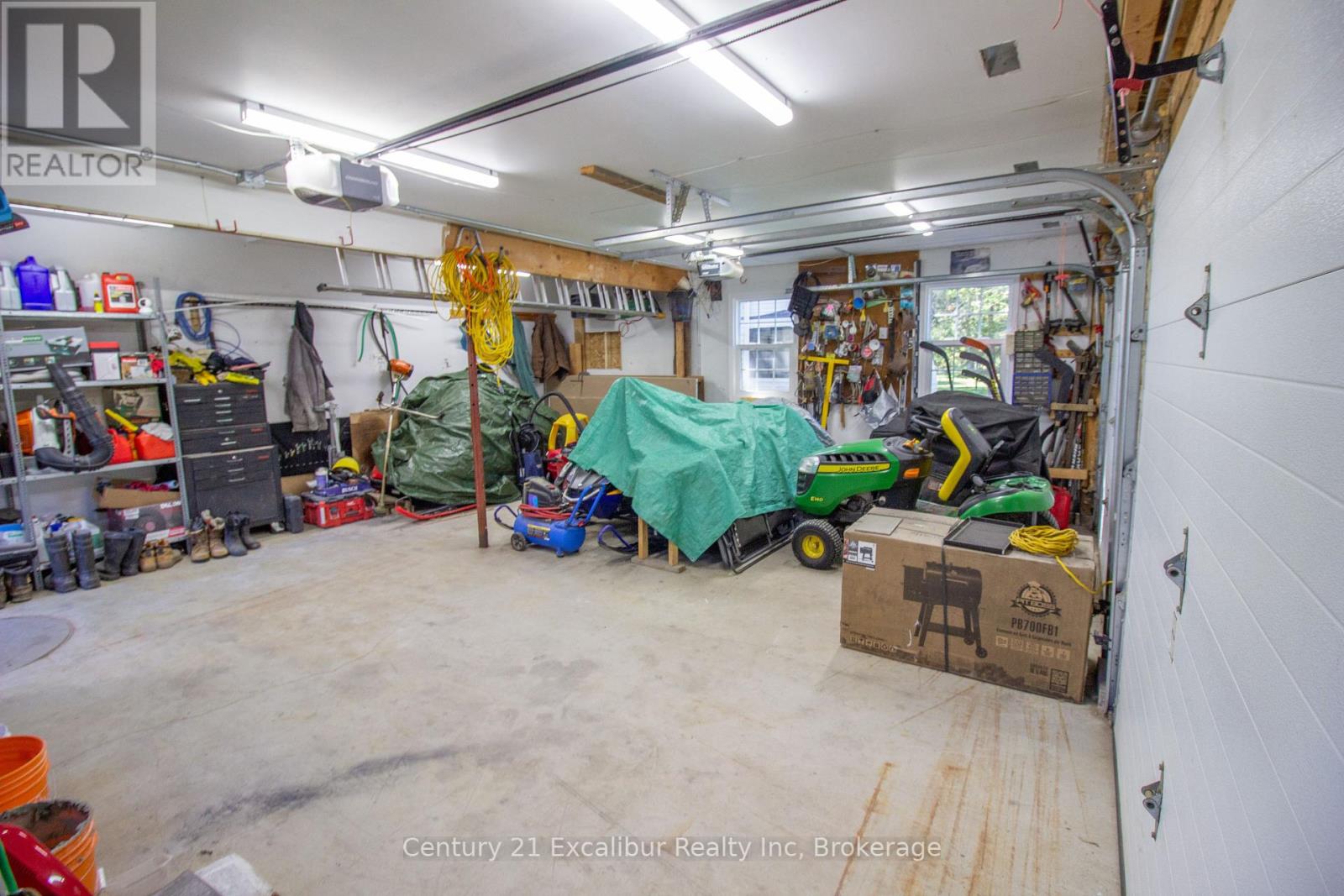 8583 Sdrd 15, Centre Wellington, Ontario  N0B 1J0 - Photo 32 - X12440476