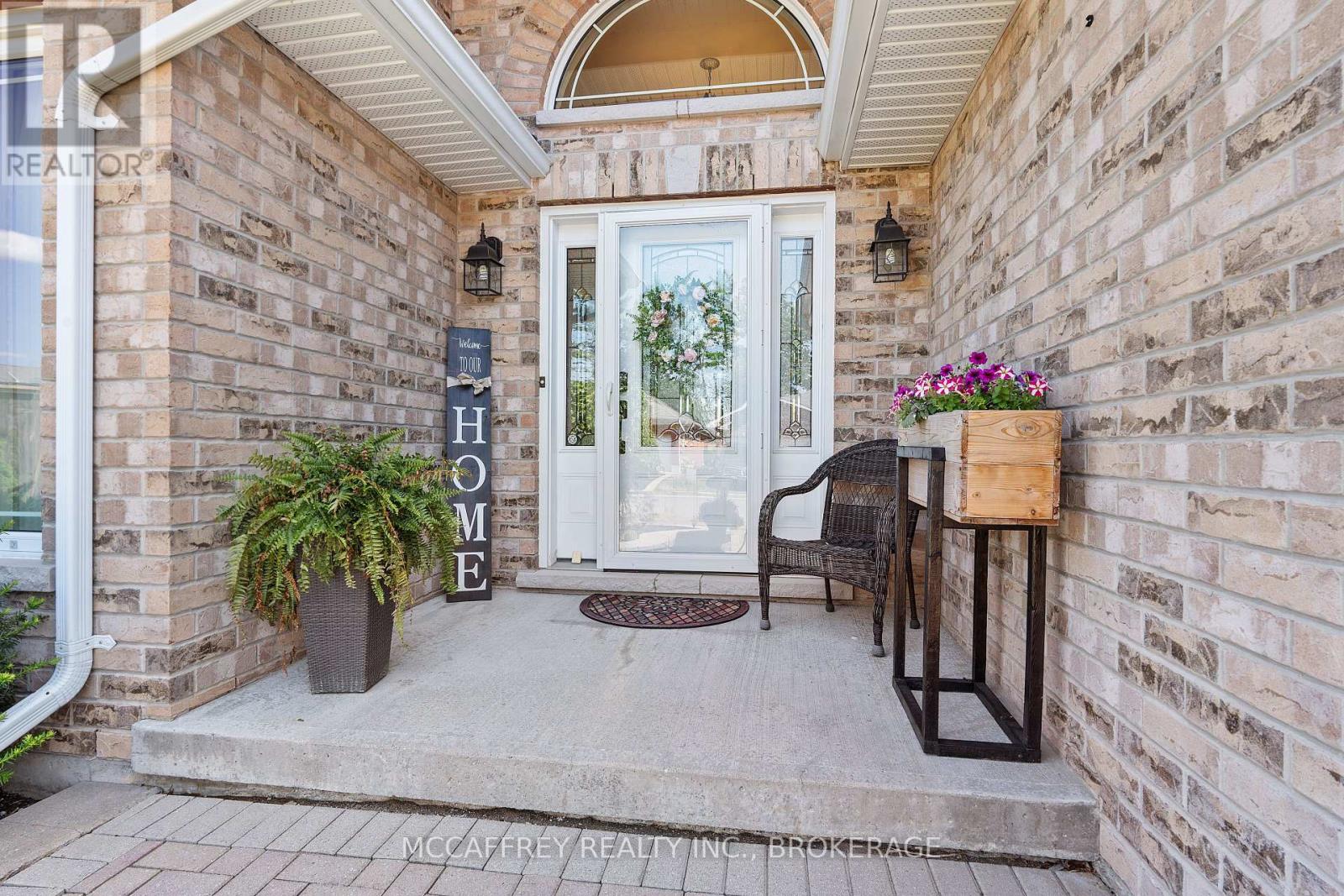27 Ashwood Crescent, Greater Napanee, Ontario  K7R 3L1 - Photo 5 - X12441074