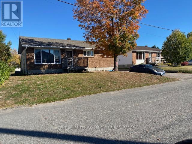 44 Maple Street S, Temiskaming Shores, Ontario  P0J 1R0 - Photo 1 - T12438522