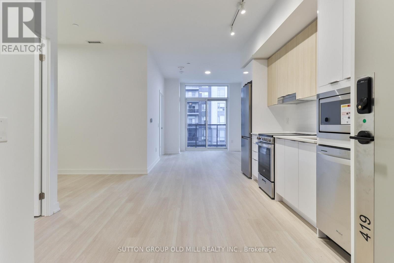 419 - 5105 Hurontario Street, Mississauga, Ontario  L4Z 0C9 - Photo 2 - W12430491