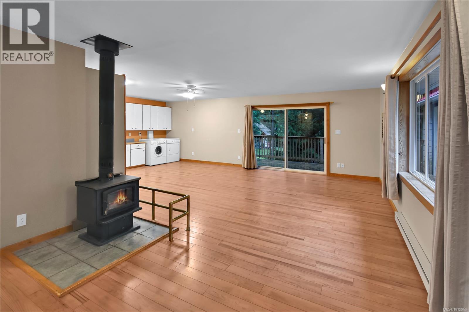 949 Carmen Cres, Gabriola Island, British Columbia  V0R 1X2 - Photo 12 - 1012968