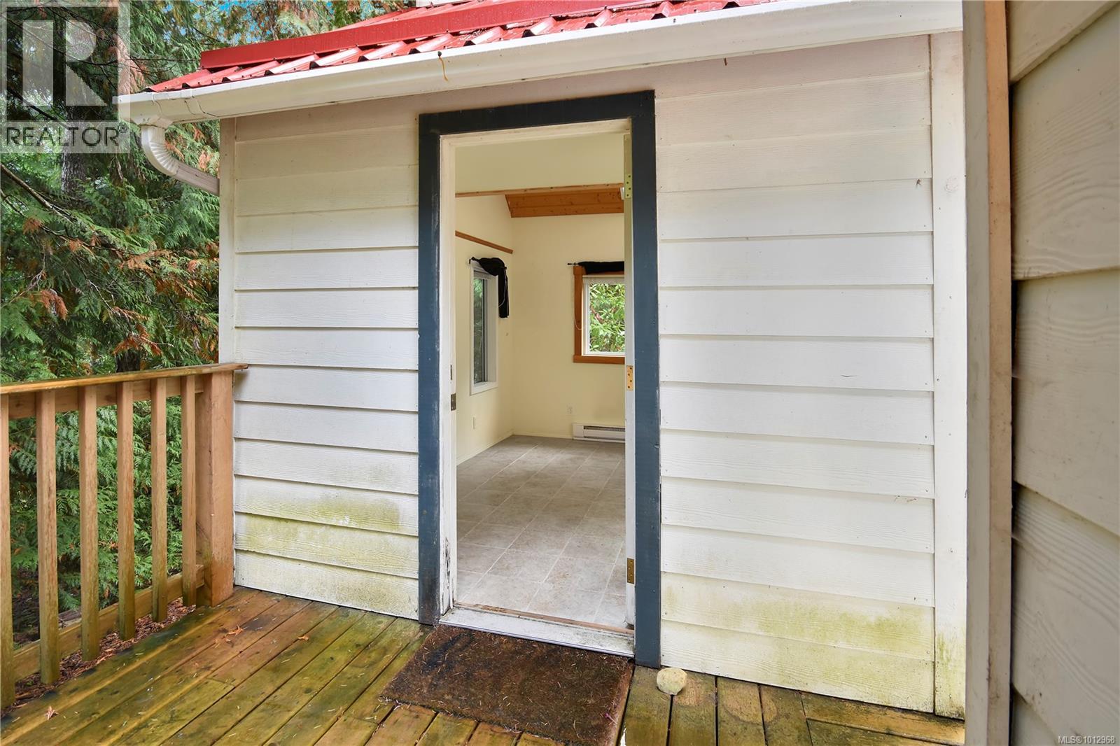 949 Carmen Cres, Gabriola Island, British Columbia  V0R 1X2 - Photo 22 - 1012968
