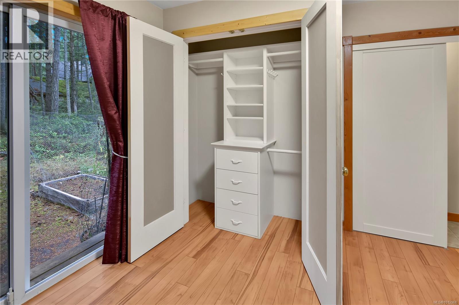 949 Carmen Cres, Gabriola Island, British Columbia  V0R 1X2 - Photo 15 - 1012968