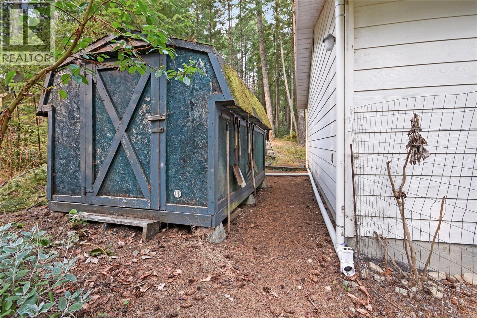 949 Carmen Cres, Gabriola Island, British Columbia  V0R 1X2 - Photo 34 - 1012968