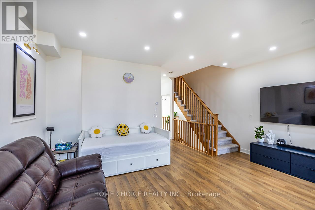 936 Kicking Horse Path, Oshawa, Ontario  L1J 0B4 - Photo 16 - E12394094