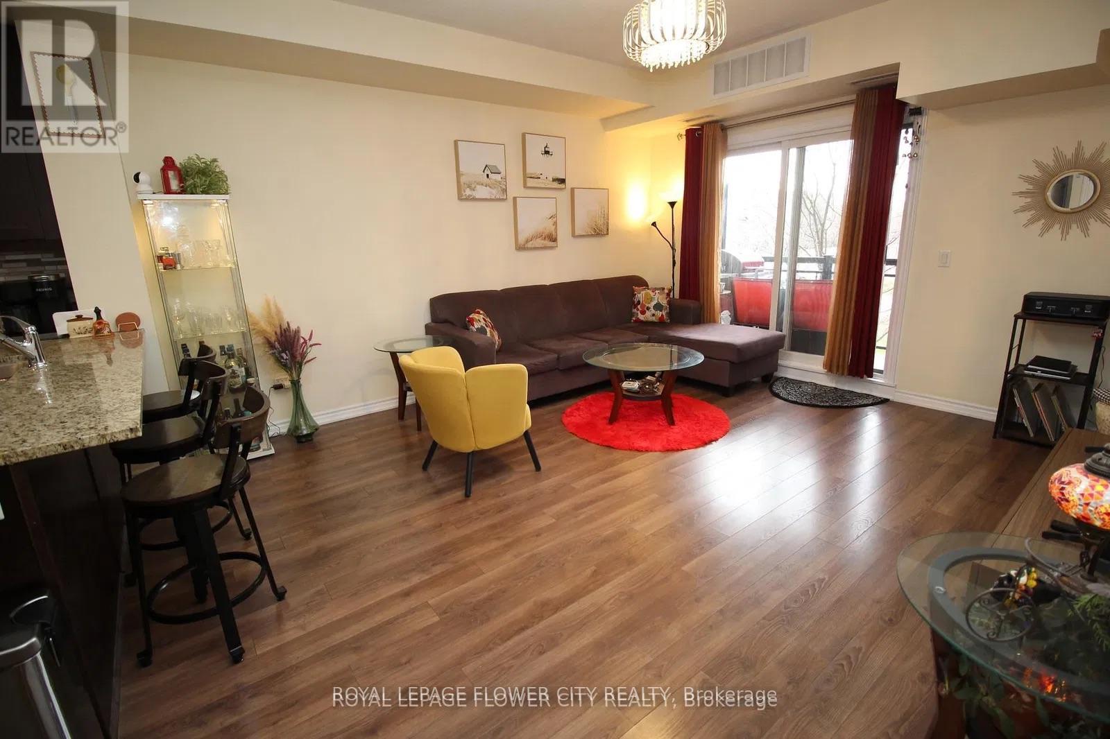 215 - 570 Lolita Gardens, Mississauga, Ontario  L5A 0A1 - Photo 9 - W12318407