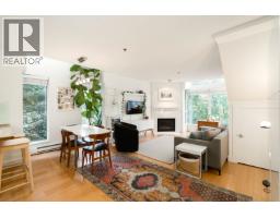 916 W 14TH AVENUE