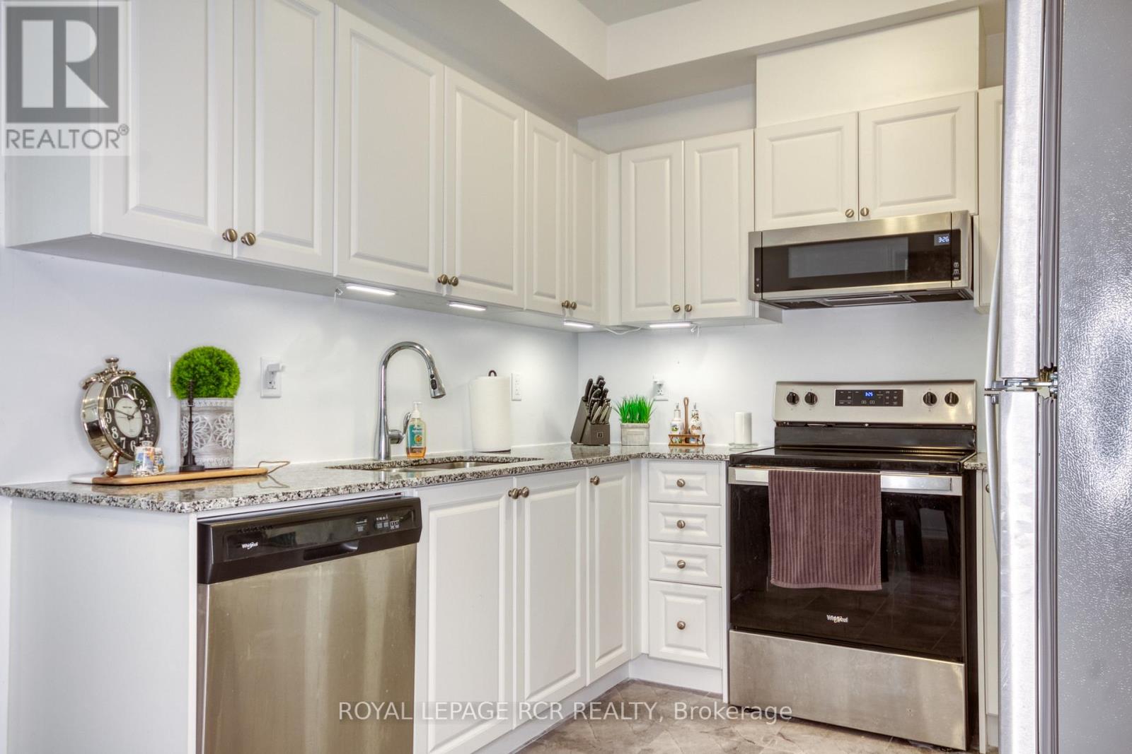 293 Russell Street, Southgate, Ontario  N0C 1B0 - Photo 7 - X12440212