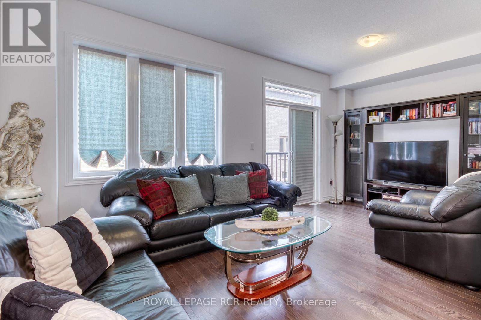 293 Russell Street, Southgate, Ontario  N0C 1B0 - Photo 13 - X12440212