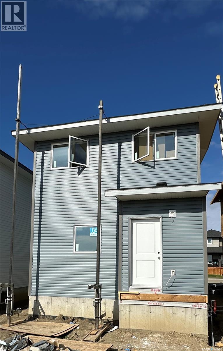 1404 Besnard Drive, Martensville, Saskatchewan  S0K 2T1 - Photo 3 - SK019944