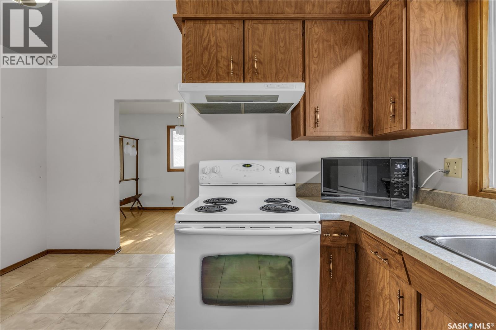 5011 7th Avenue N, Regina, Saskatchewan  S4R 0K5 - Photo 16 - SK019900
