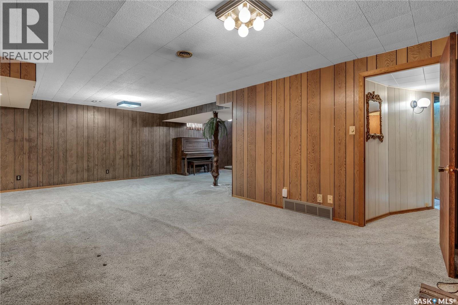 5011 7th Avenue N, Regina, Saskatchewan  S4R 0K5 - Photo 32 - SK019900