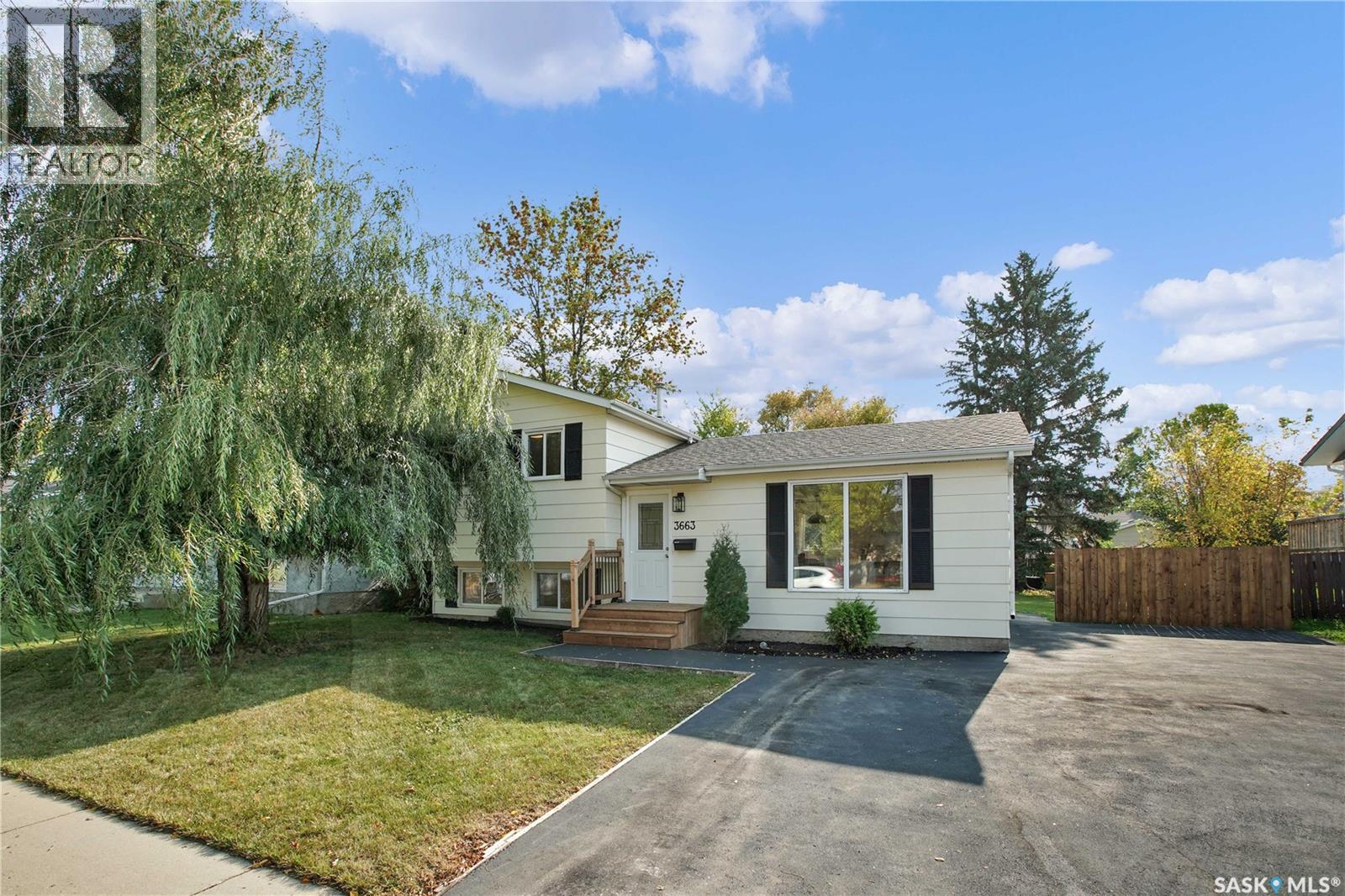 3663 Fairlight DRIVE, Saskatoon, Saskatchewan