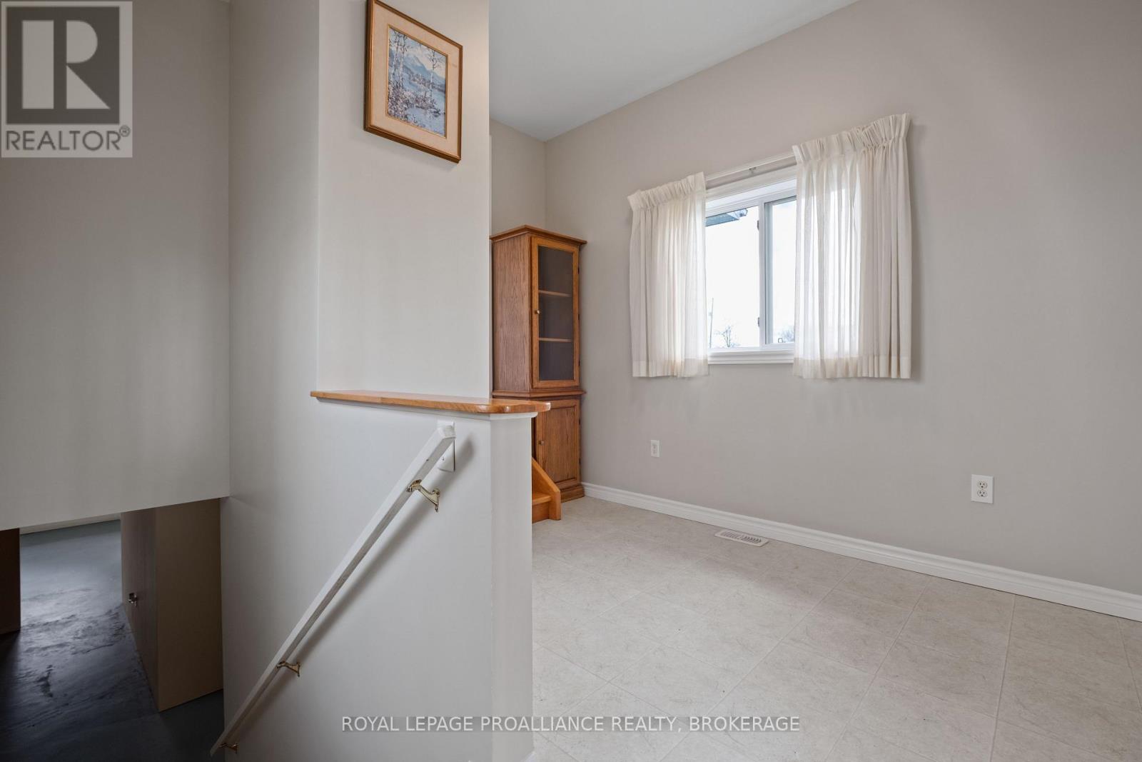 4205 Highway 96, Frontenac Islands, Ontario  K0H 2Y0 - Photo 5 - X12441075