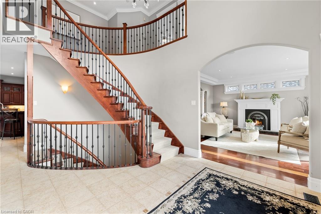 16 Seifert Court, Puslinch, Ontario  N3C 2V4 - Photo 3 - 40775688