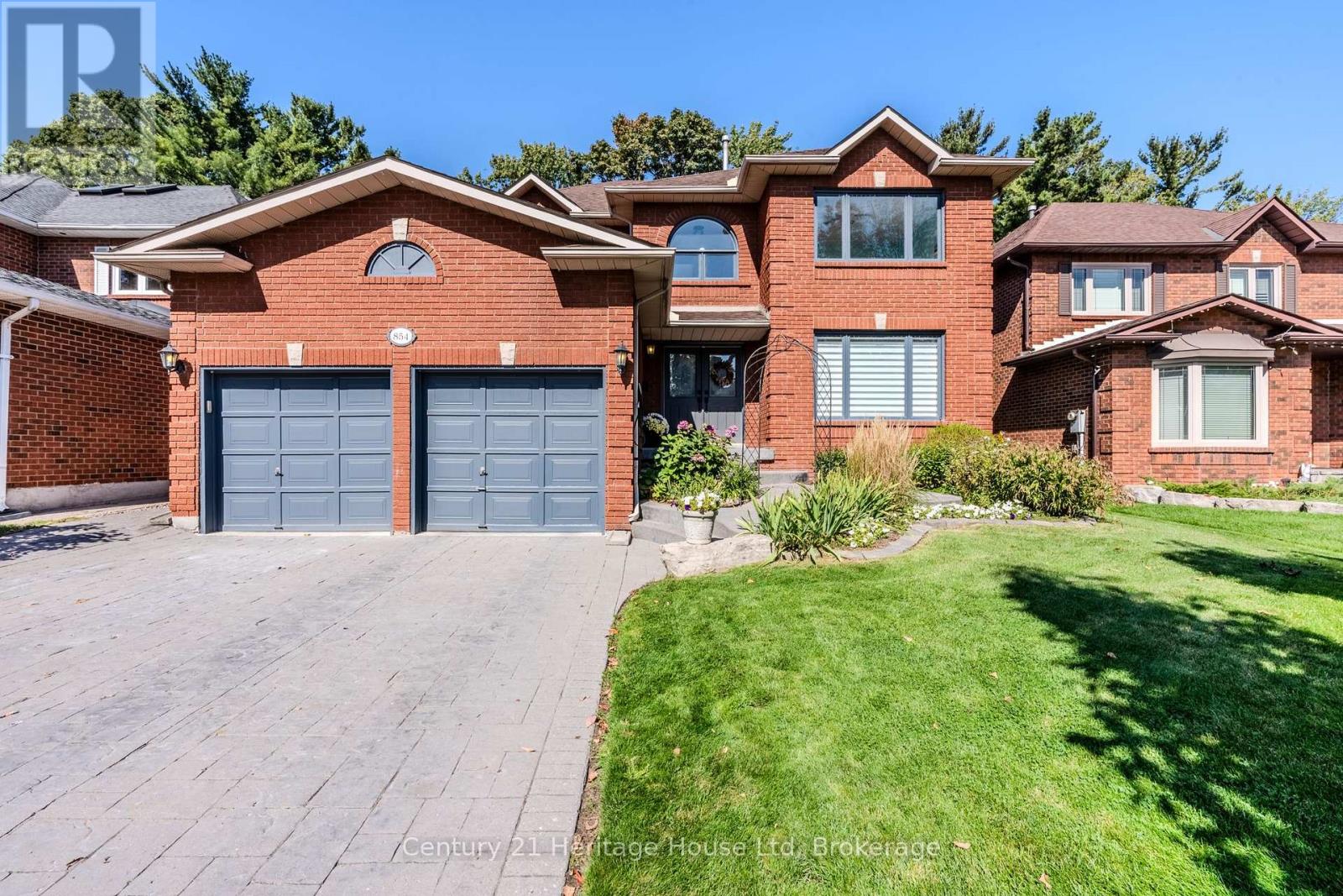 854 DARWIN DRIVE, Pickering, Ontario