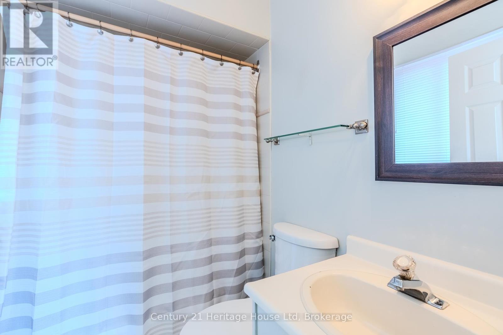 854 Darwin Drive, Pickering, Ontario  L1X 2P7 - Photo 27 - E12441133