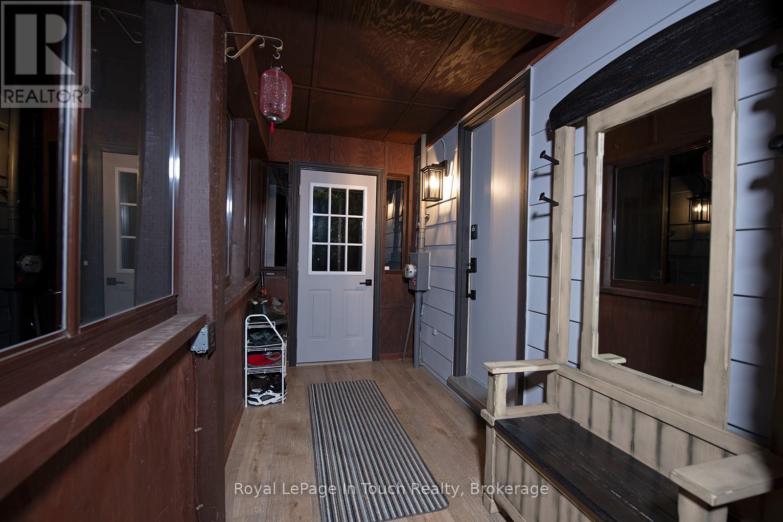 8 Cyril Martin Place, Severn, Ontario  L0K 1E0 - Photo 14 - S12441214