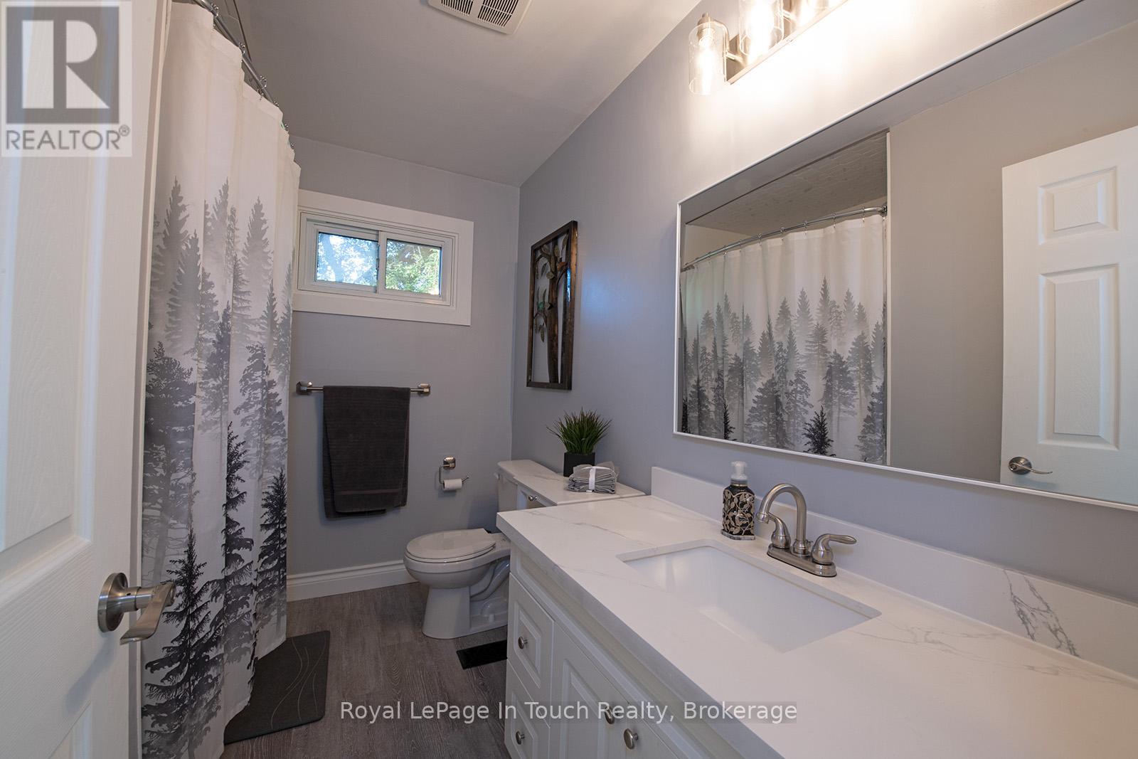 8 Cyril Martin Place, Severn, Ontario  L0K 1E0 - Photo 19 - S12441214