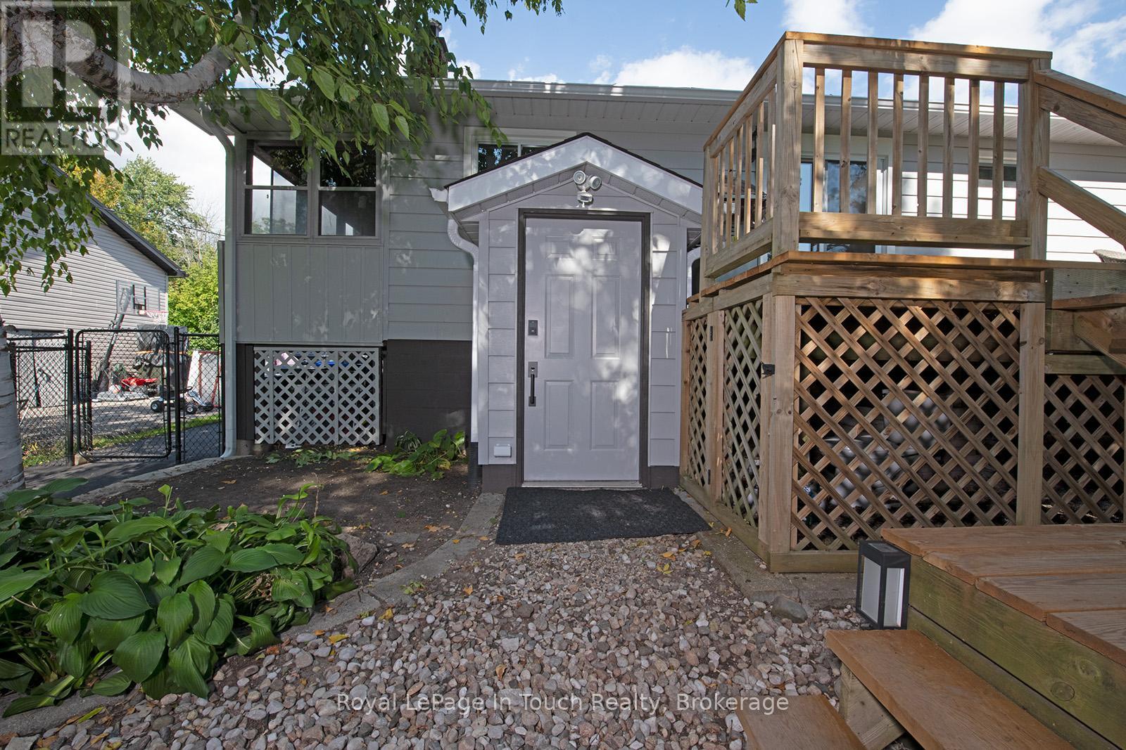 8 Cyril Martin Place, Severn, Ontario  L0K 1E0 - Photo 26 - S12441214