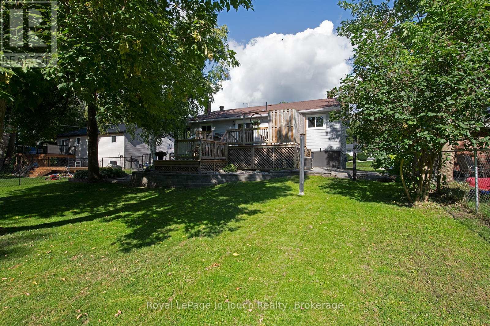 8 Cyril Martin Place, Severn, Ontario  L0K 1E0 - Photo 28 - S12441214