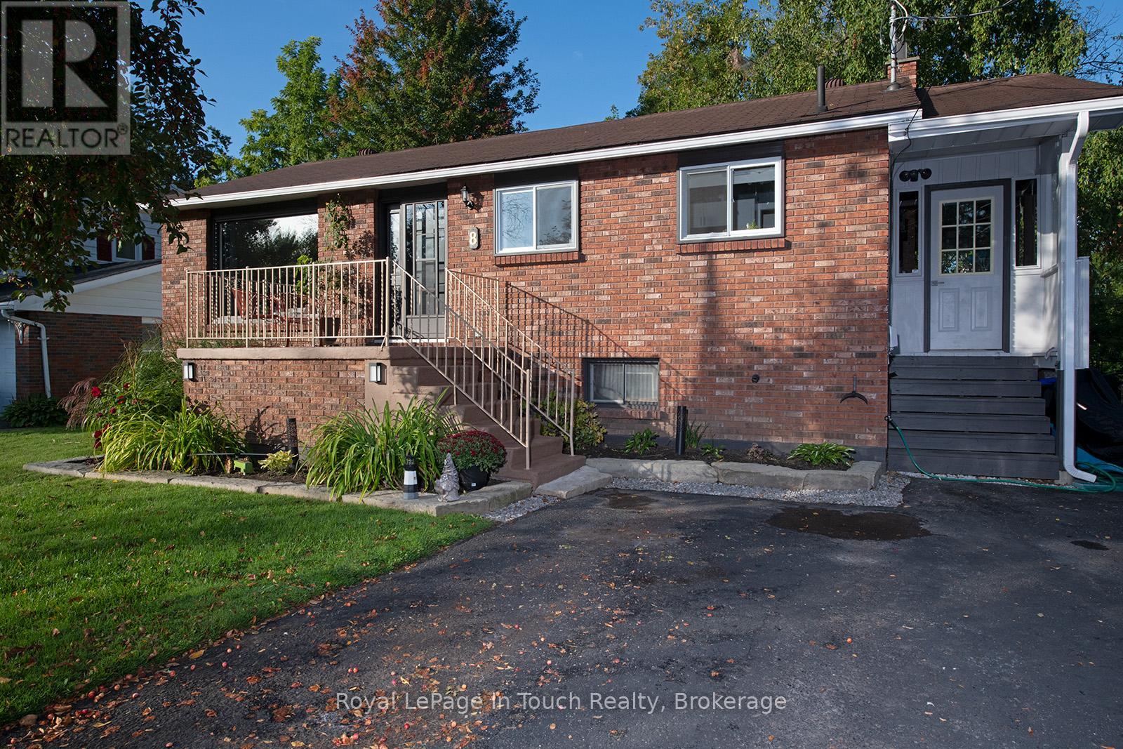 8 Cyril Martin Place, Severn, Ontario  L0K 1E0 - Photo 48 - S12441214