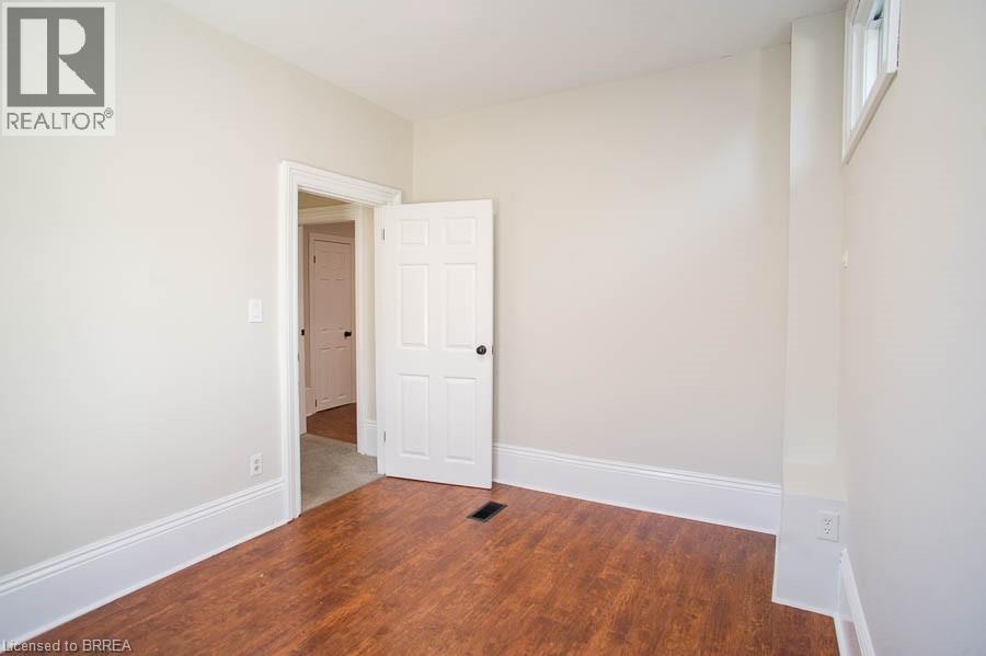 235 Darling Street, Brantford, Ontario  N3S 3X3 - Photo 17 - 40775096