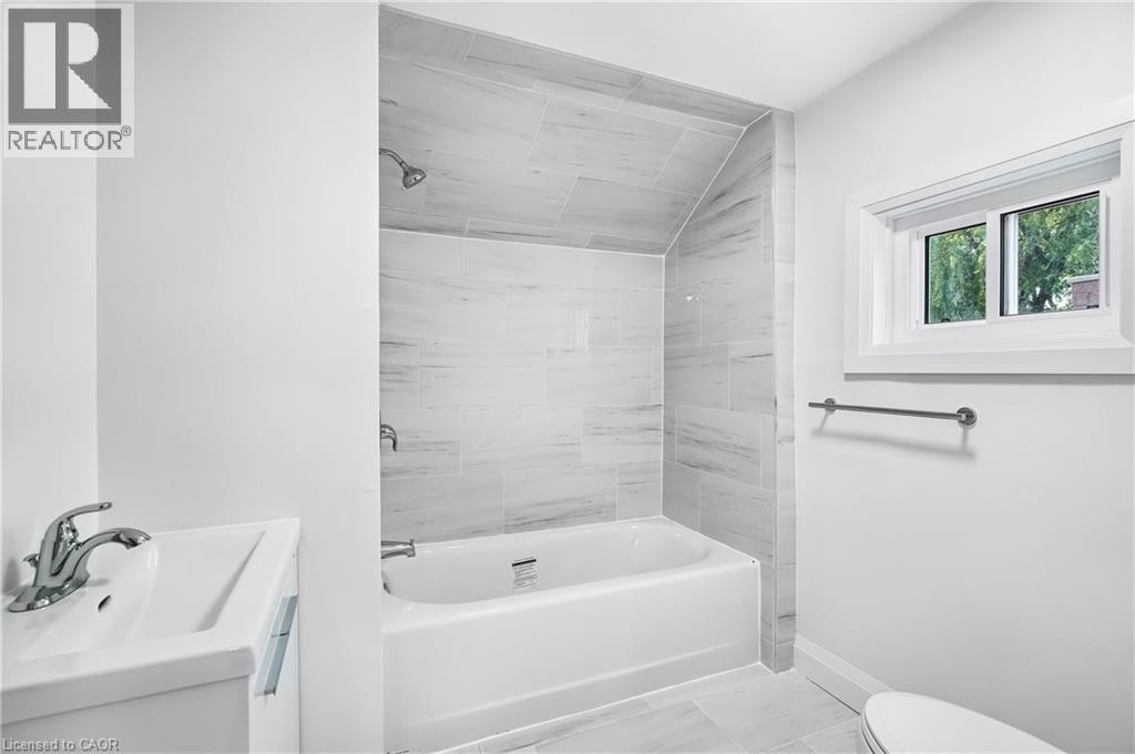 10 Comet Avenue, Hamilton, Ontario  L8H 7E5 - Photo 15 - 40749923