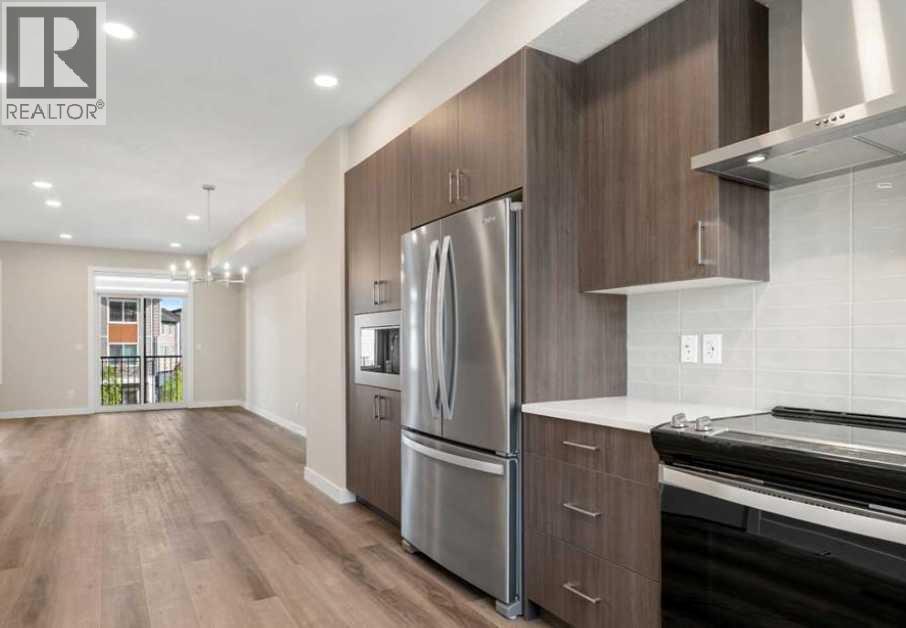 72, 285 Chelsea Court, Chestermere, Alberta  T1X 2W7 - Photo 6 - A2255989