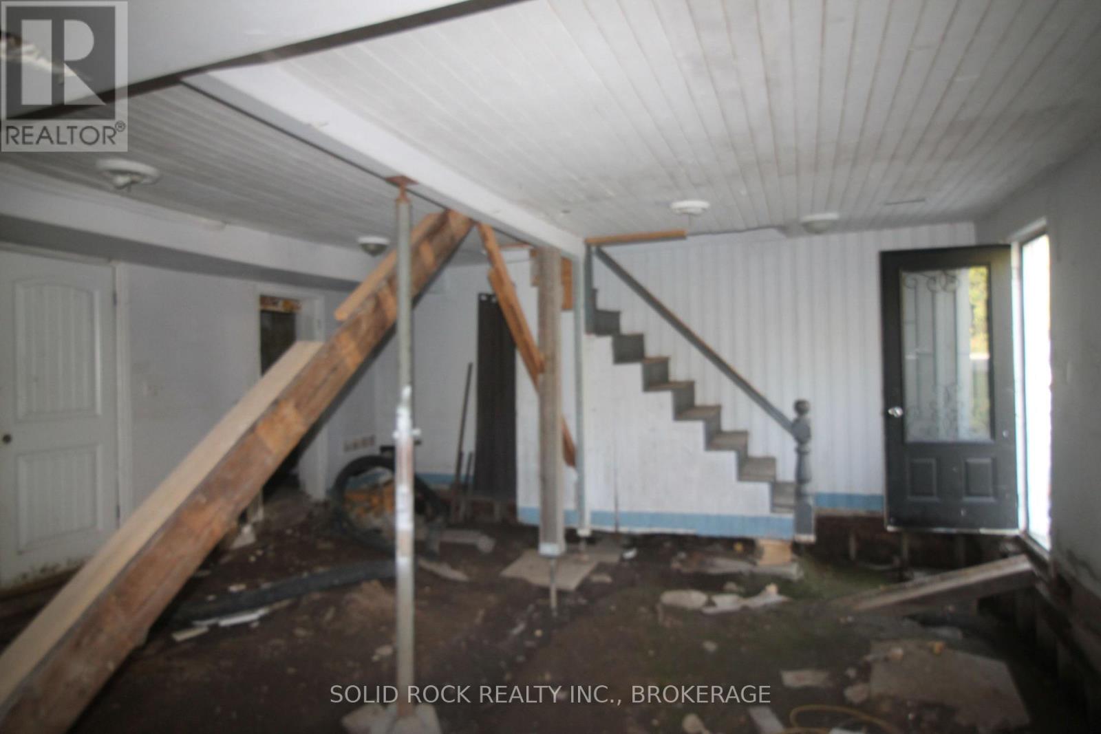 6140 Perth Road, Frontenac, Ontario  K0H 2L0 - Photo 14 - X12441254