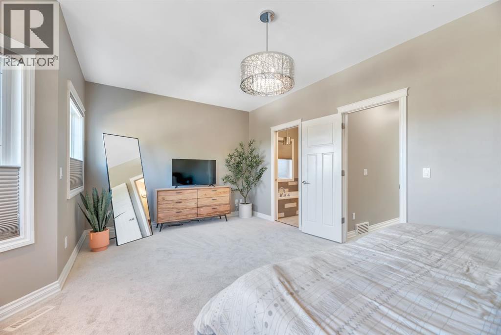 1813 20 Avenue Nw, Calgary, Alberta  T2M 1H4 - Photo 25 - A2260926