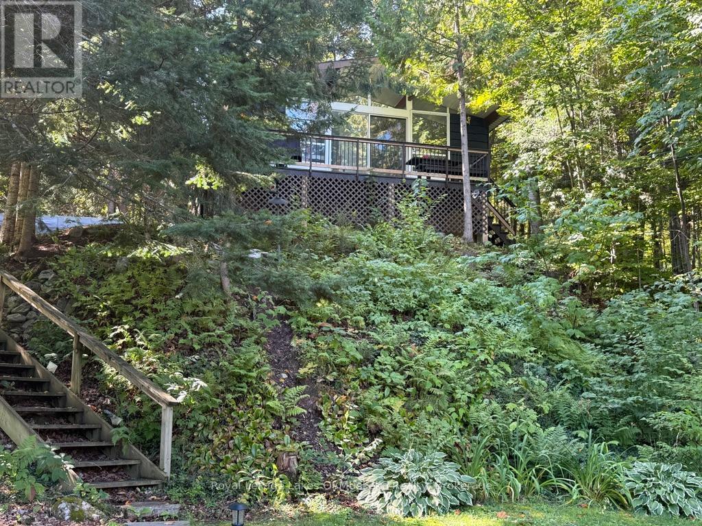 879 Relative Road, Armour, Ontario  P0A 1C0 - Photo 5 - X12441256