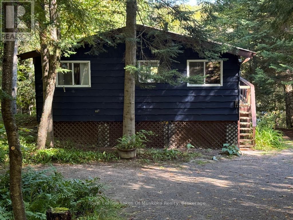 879 Relative Road, Armour, Ontario  P0A 1C0 - Photo 7 - X12441256