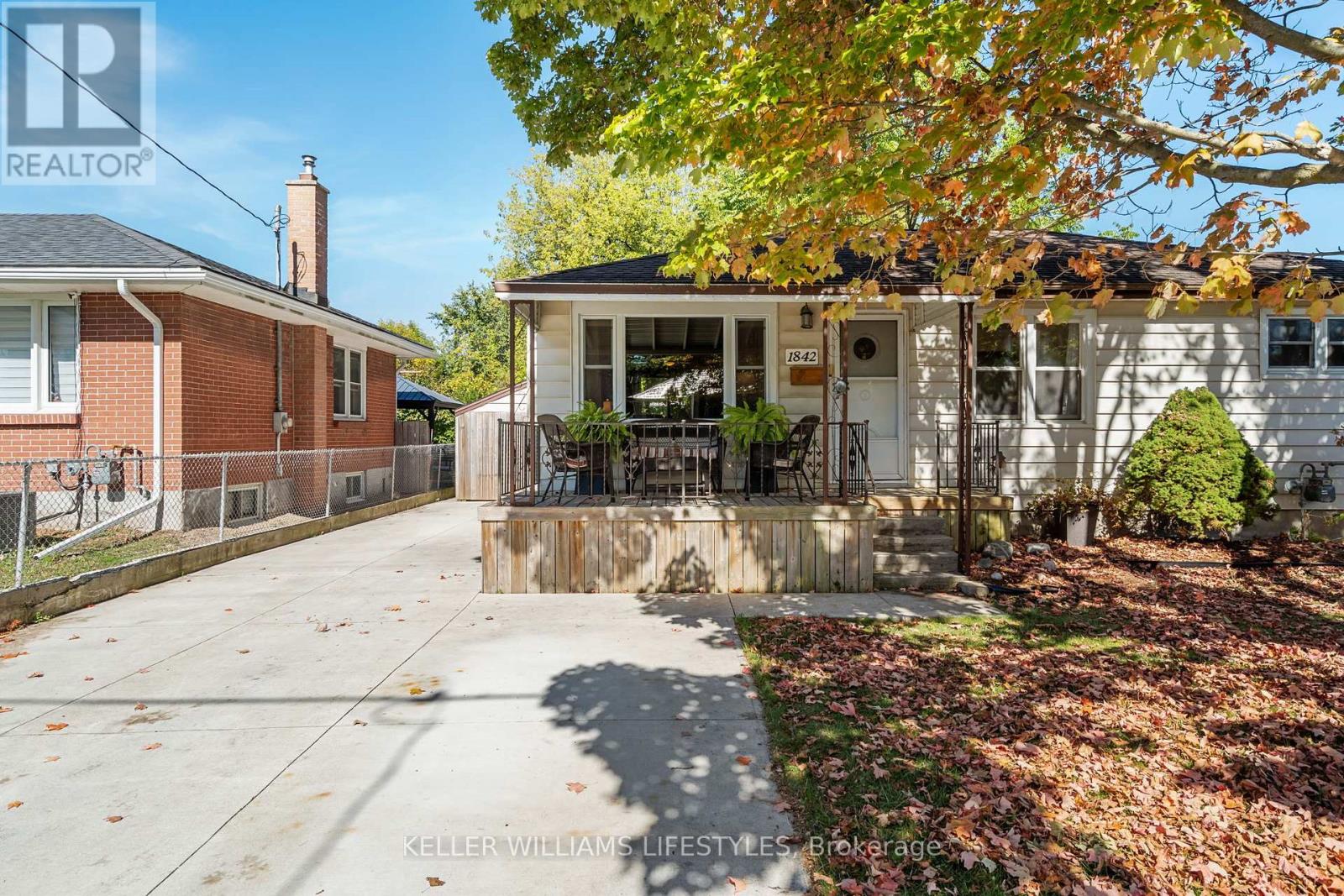 1842 Dumont Street, London East, Ontario  N5W 2S1 - Photo 1 - X12441188