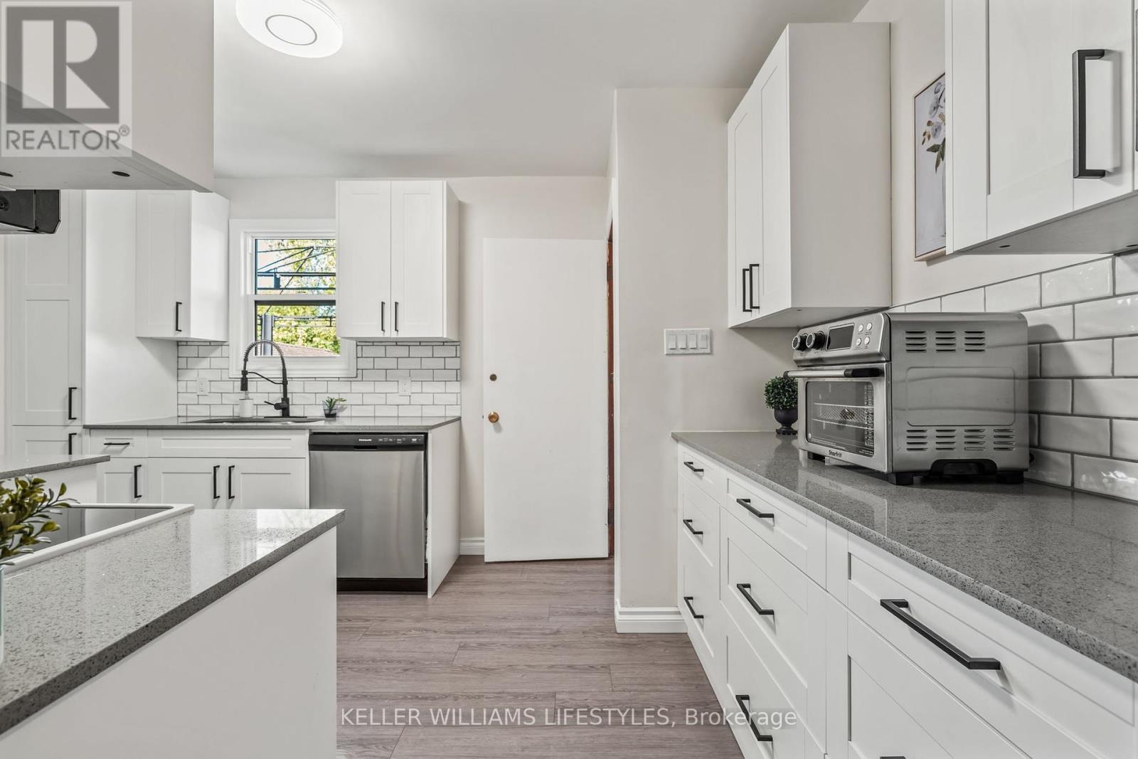 1842 Dumont Street, London East, Ontario  N5W 2S1 - Photo 20 - X12441188