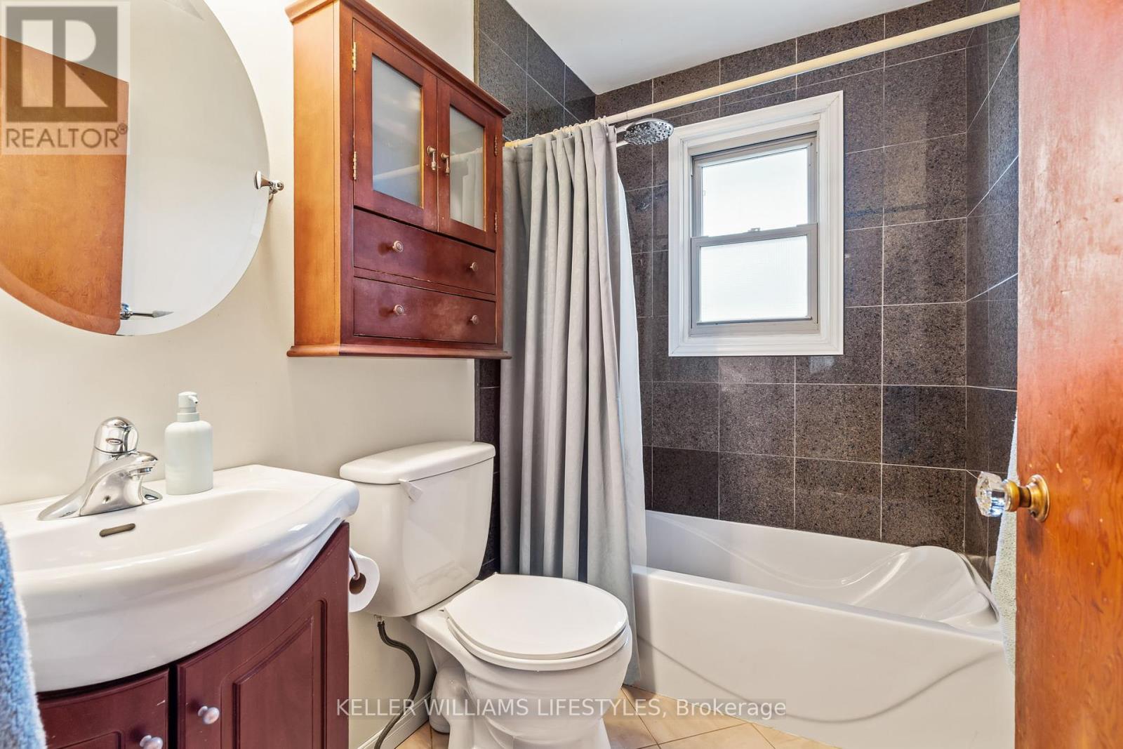1842 Dumont Street, London East, Ontario  N5W 2S1 - Photo 27 - X12441188