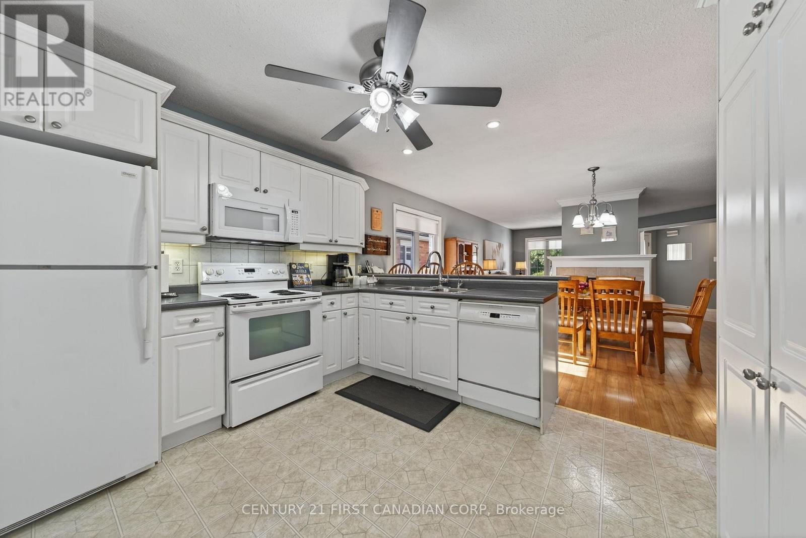4228 Campbell Street N, London South, Ontario  N6P 1S7 - Photo 13 - X12441233