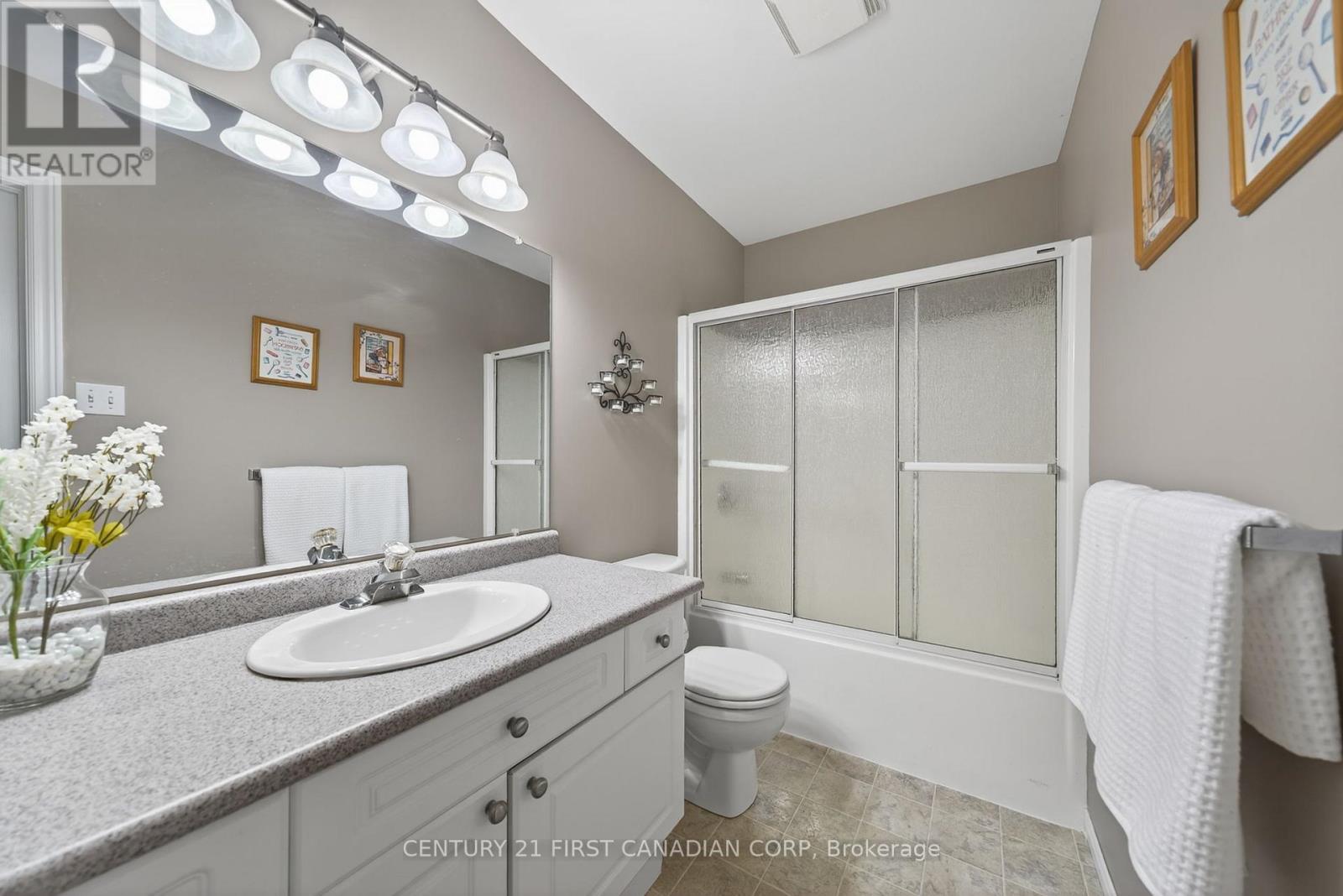 4228 Campbell Street N, London South, Ontario  N6P 1S7 - Photo 20 - X12441233