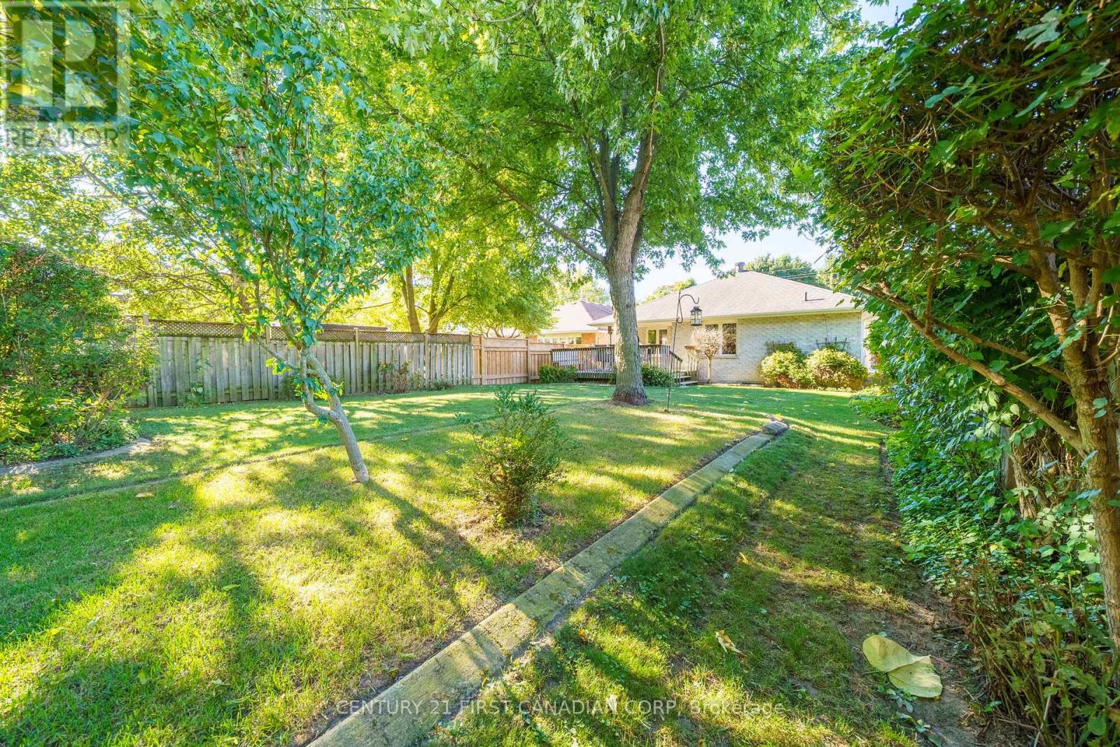 4228 Campbell Street N, London South, Ontario  N6P 1S7 - Photo 36 - X12441233