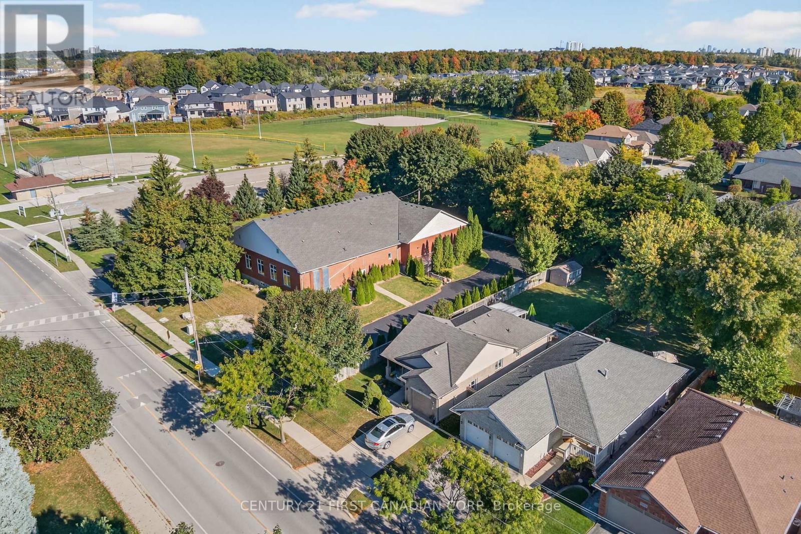 4228 Campbell Street N, London South, Ontario  N6P 1S7 - Photo 4 - X12441233