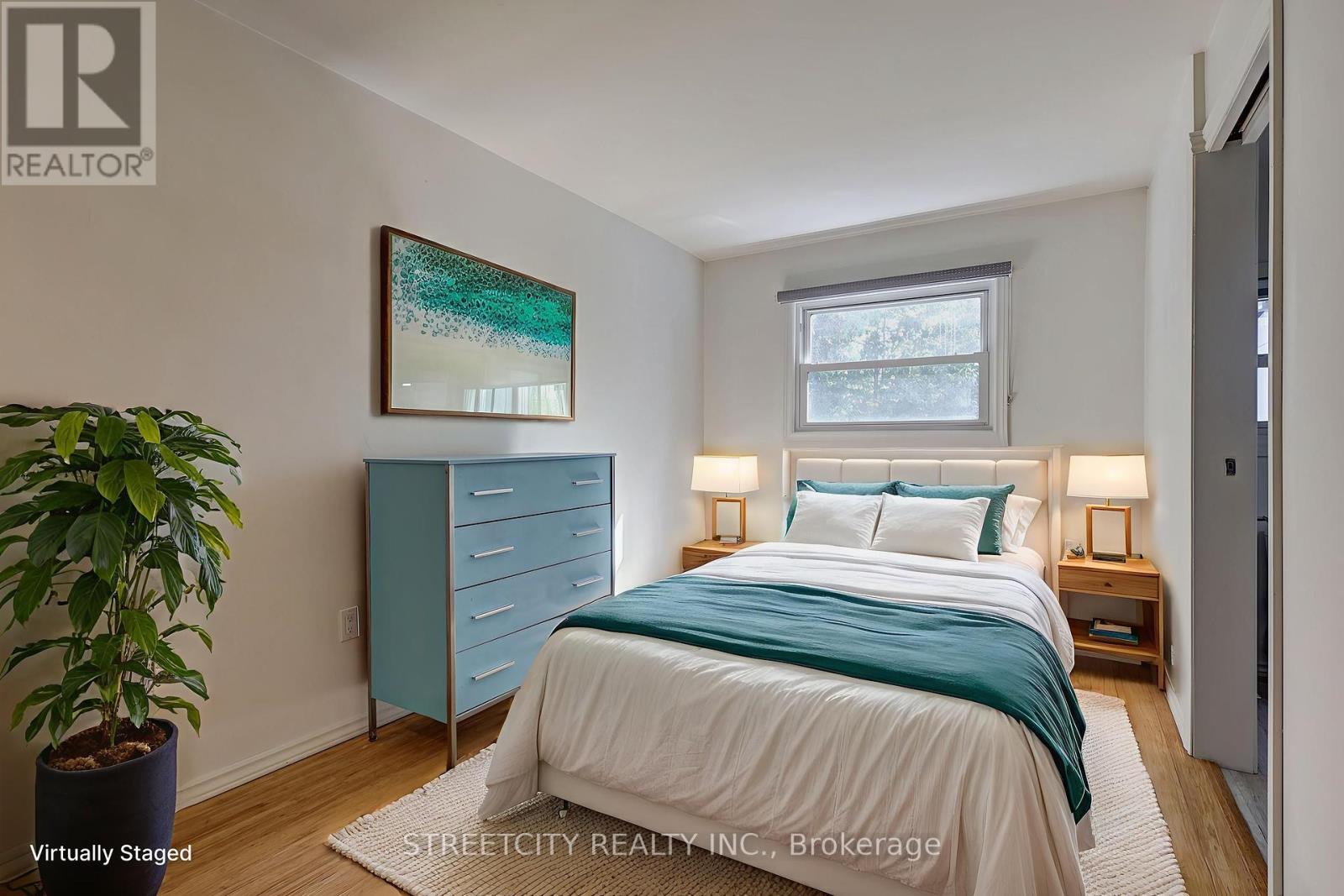 71 Connaught Avenue, London East, Ontario  N5Y 3A5 - Photo 22 - X12441261