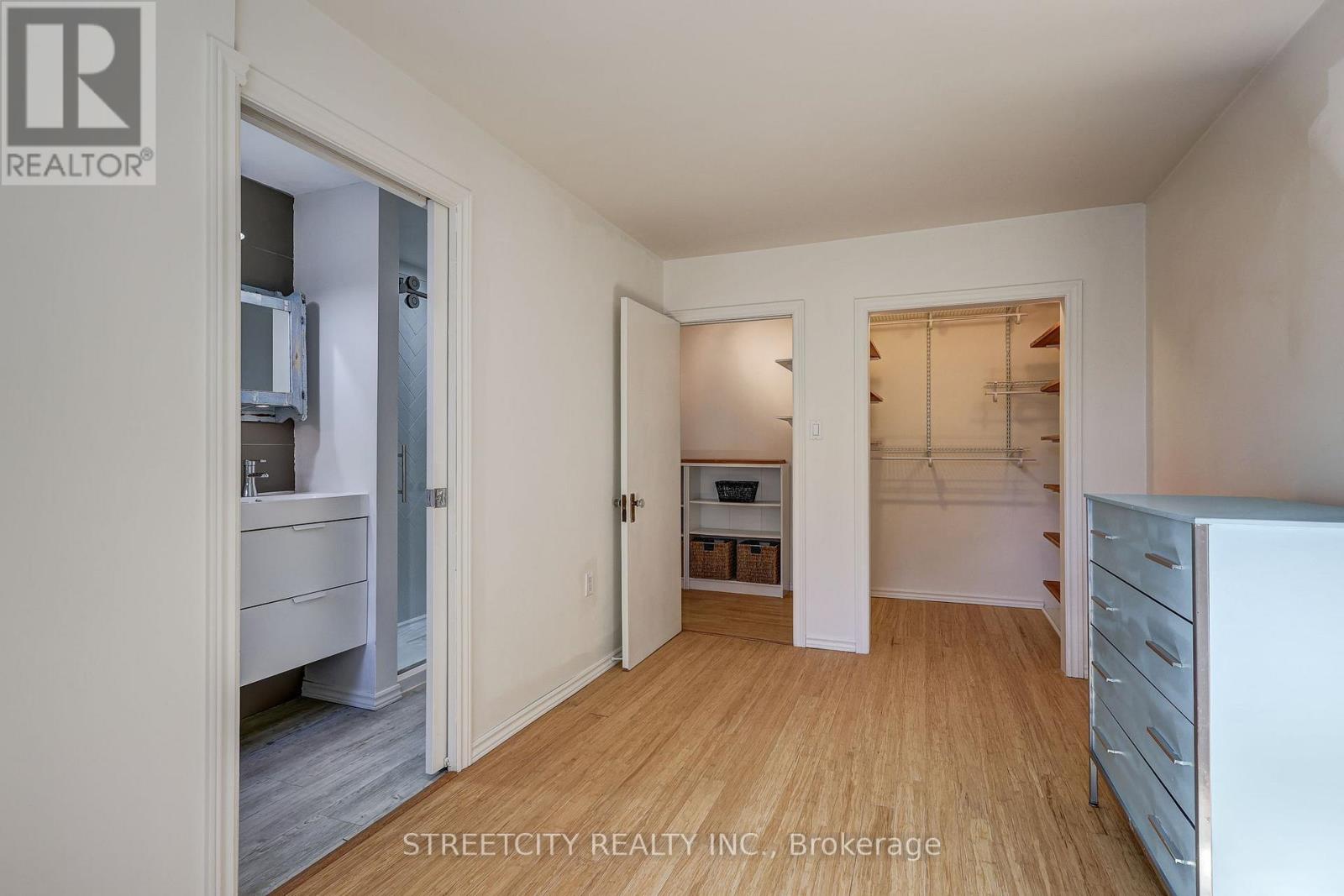 71 Connaught Avenue, London East, Ontario  N5Y 3A5 - Photo 24 - X12441261