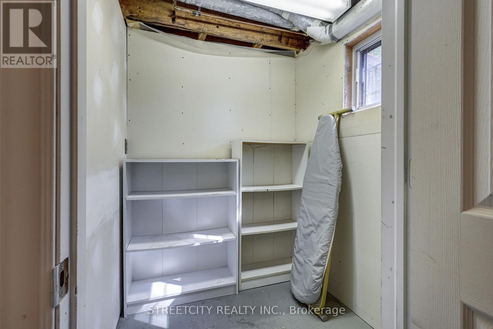 71 Connaught Avenue, London East, Ontario  N5Y 3A5 - Photo 32 - X12441261